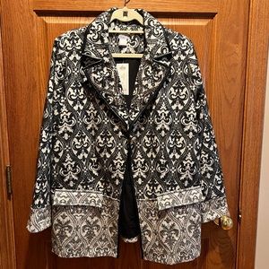 Beautiful tapestry paisley beaded faux leather trim jacket from Chico’s! NWT